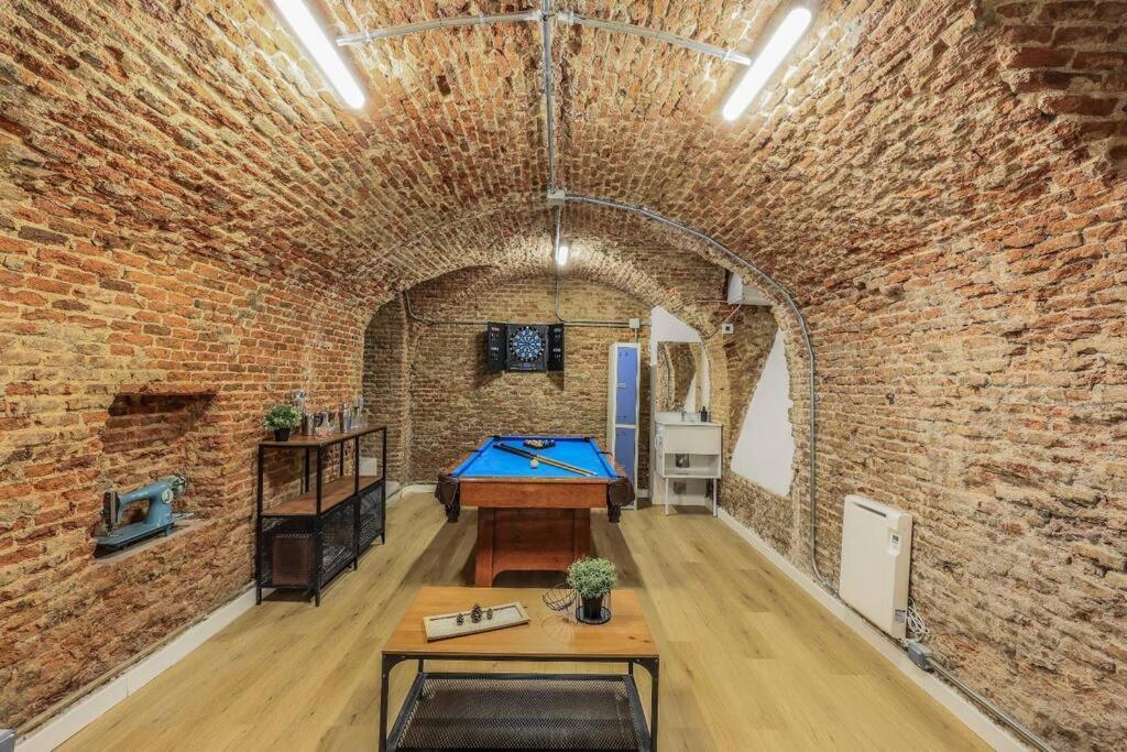Apartmán Unique Flat La Latina * Billiard & Darts Madrid Exteriér fotografie